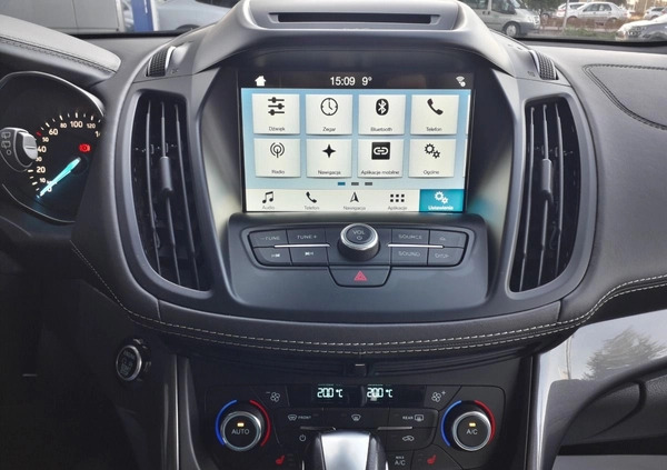 Ford Kuga cena 99900 przebieg: 86946, rok produkcji 2018 z Poznań małe 466